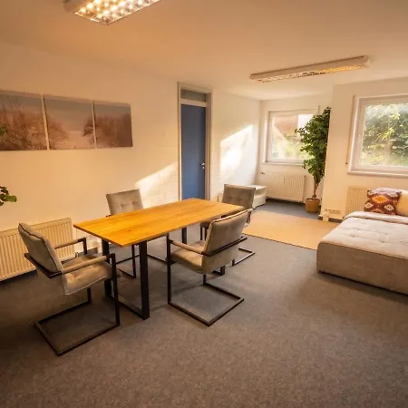 Cozy Private By The Forest In Διαμέρισμα *